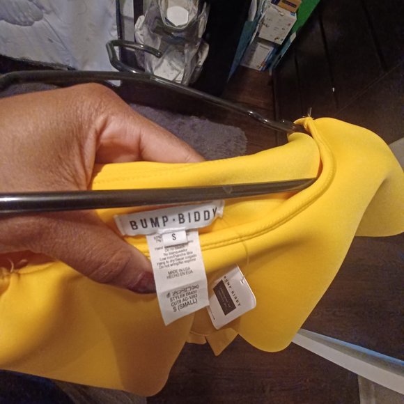 Maternity Penelope Ruffle Gown -Yellow - Picture 3 of 5